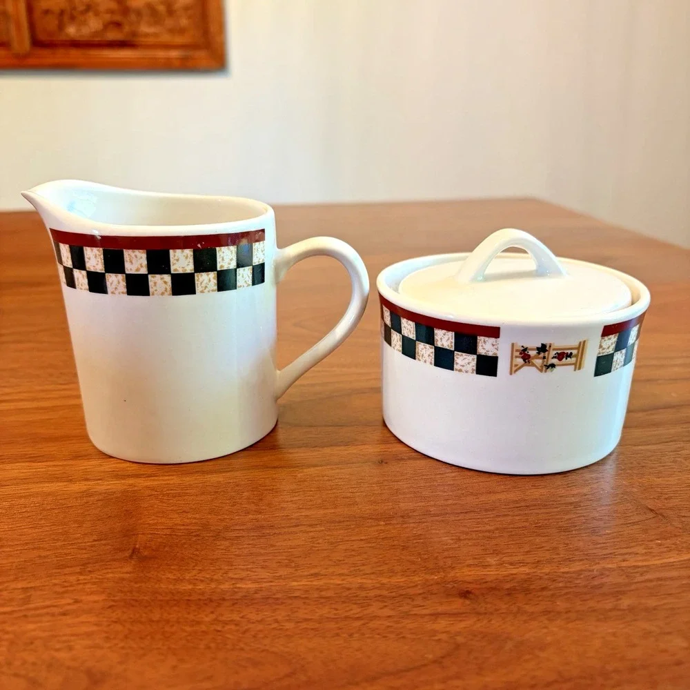 Betty Crocker Country Inn Collection Creamer and Sugar Bowl Set Stoneware